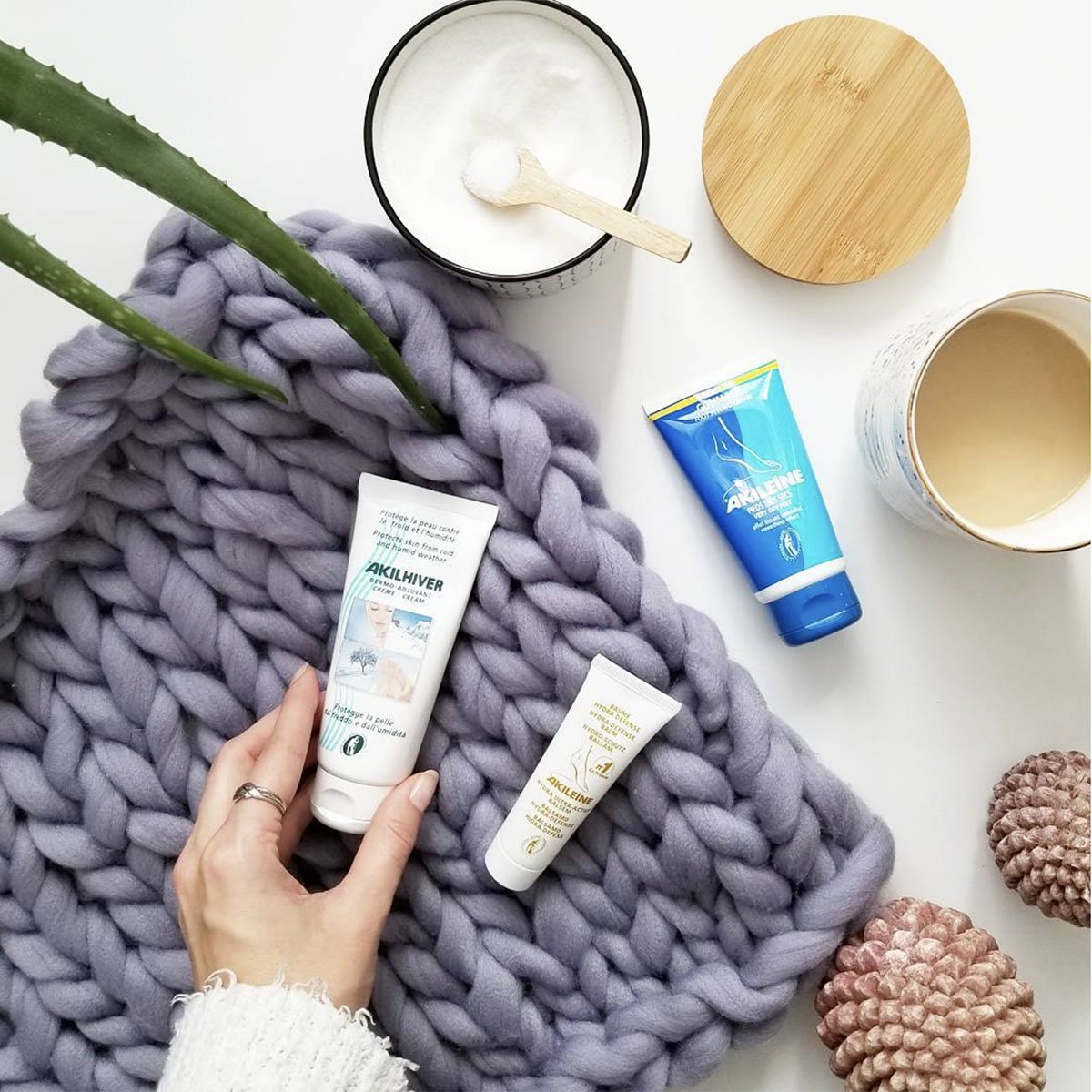 Les favoris de <a href="/LucieRoseL/">Lucie Rose Lévesque</a>  pour protéger la peau de toute sa famille en hiver. Aimez-vous la gamme Akileïne? #LaboratoireLarima #Akileine