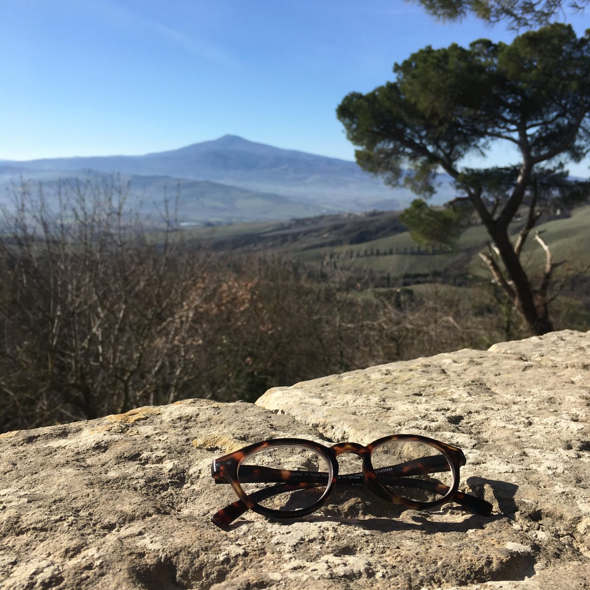 SempreArtStudio's tweet photo. #beautiful things don't ask for attention... 🤓🗻💚
#eyewear #Toscana #nature #Peace 
🛍https://t.co/BJ5vkAYFbQ https://t.co/CEEXQJBJDB