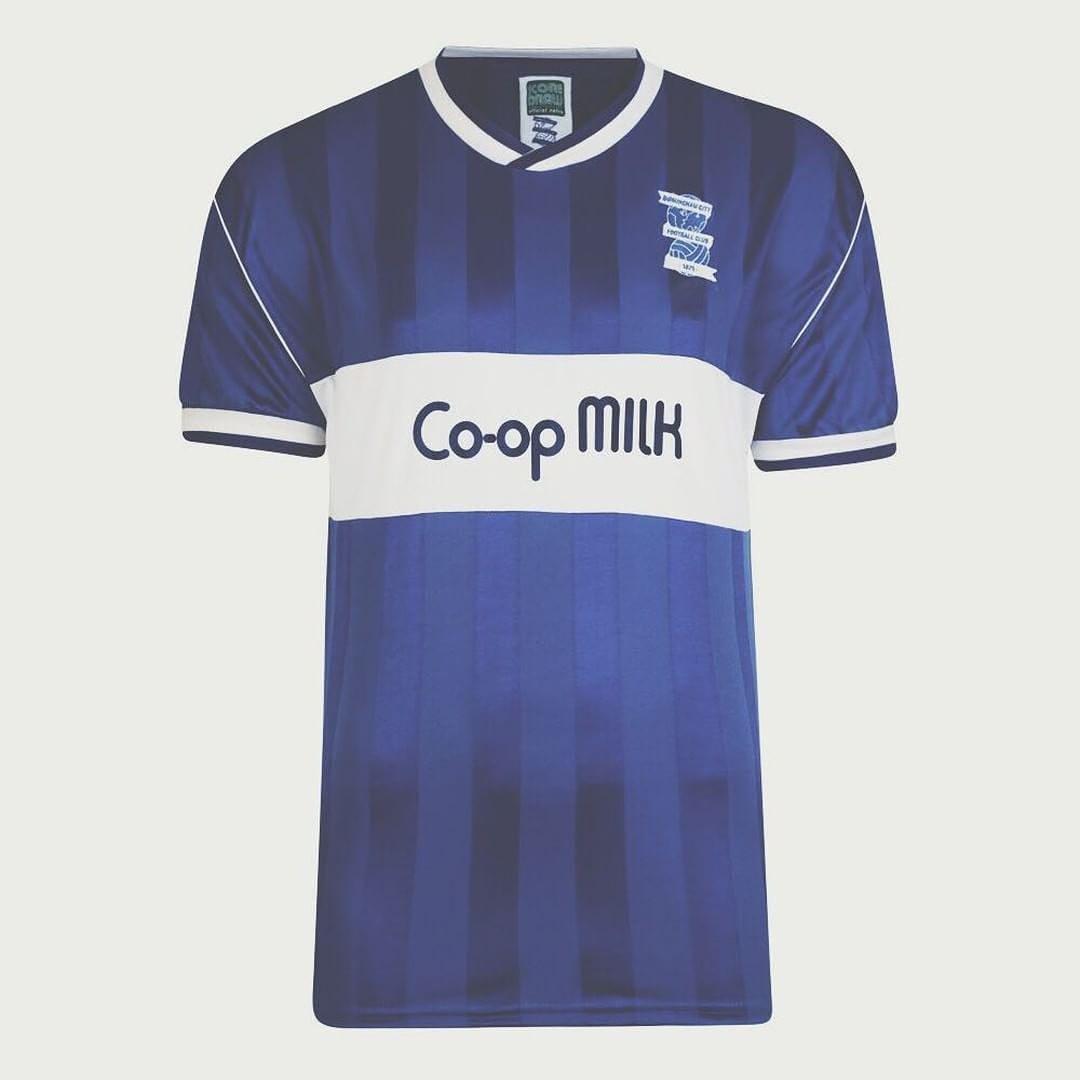 Following the release of #CityOnTheUp they will be giving away a FREE retro 1986 shirt to one account. 

To win, simply RT this tweet and follow <a href="/CITYONTHEUP/">City On The Up</a>. Good luck, #KRO!🔵 #bcfc