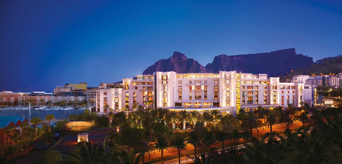 Unser Tipp für Kapstadt: das luxuriöse One&amp;Only Cape Town inmitten der pulsierenden Metropole Südafrikas. Exklusive Zimmer, exzellente Restaurants und ein erstklassiges Wellnessprogramm versprechen Ruhe und Entspannung. #ReiseserviceAfrica #OneandOnly #SouthAfrica