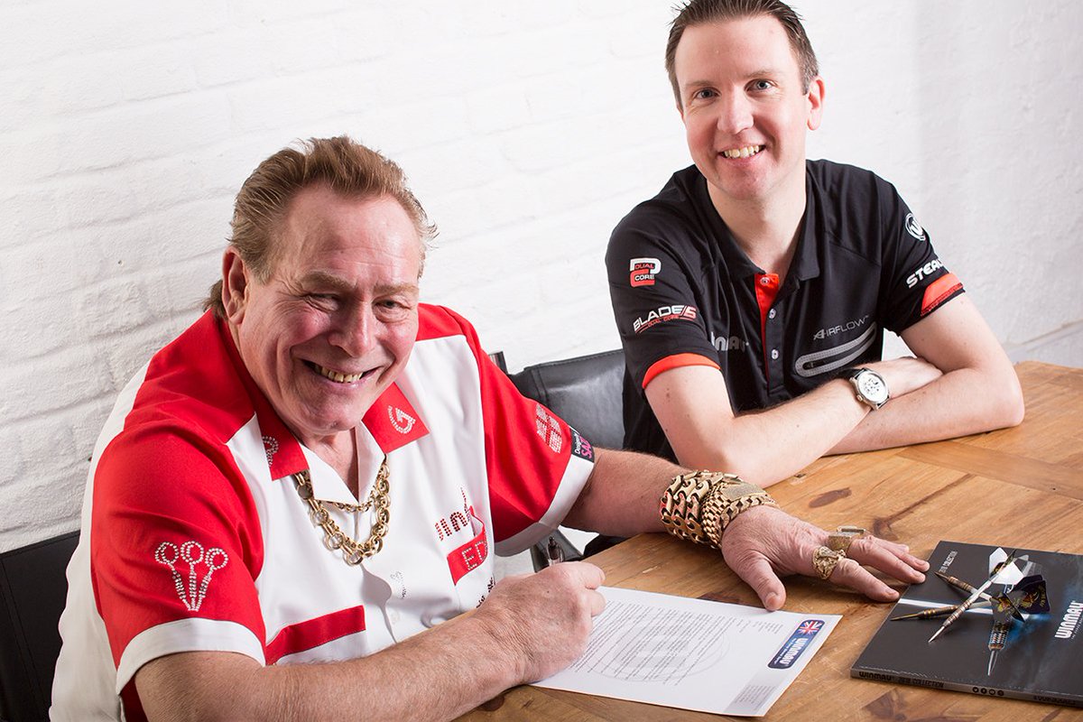 Winmau's tweet photo. BOBBY GEORGE TO ACT AS WINMAU AMBASSADOR FOR ANOTHER THREE YEARS 👑

@BobbyGeorge180 is to continue in his role as a Winmau Ambassador for a further three years, the company announced today! ✍️

➡️ Read Here: https://t.co/KTgPXDITBd

#KingofBling #Winmau https://t.co/xtZvBO3j7V