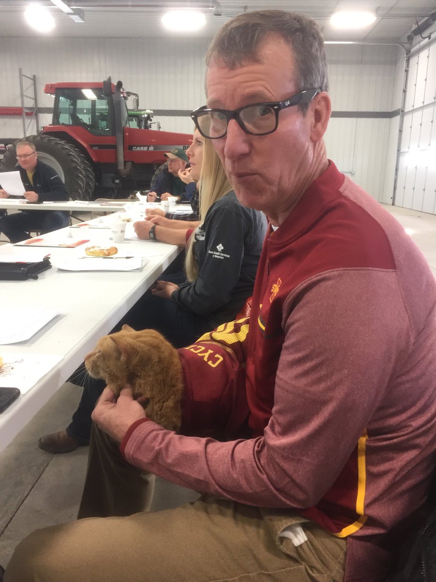 CHeronemus's tweet photo. Paul and Paul at the research farm meeting near Calumet https://t.co/akPTjNCHs9