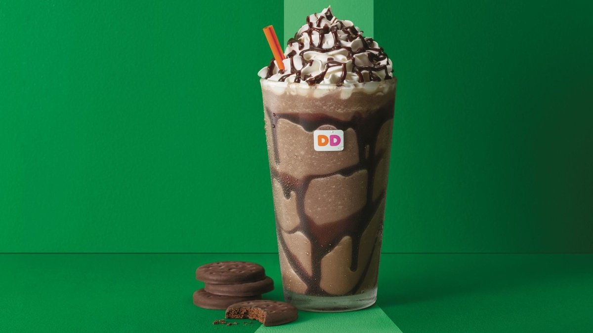 WLWT's tweet photo. Dunkin' Donuts just dropped a Girl Scout-inspired menu https://t.co/O8rrKclLBA https://t.co/g1tbspF52F