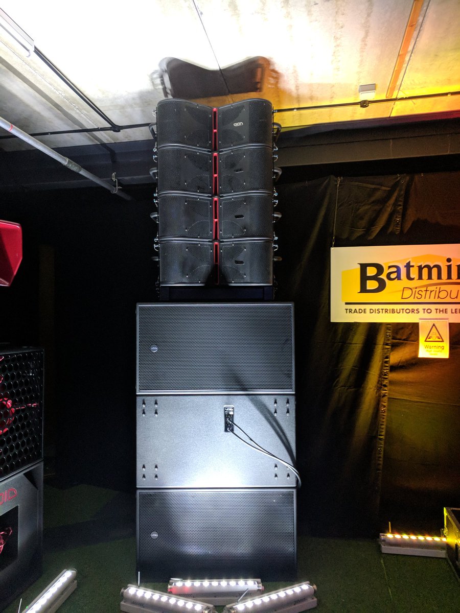 RMSAudioVisual's tweet photo. A great demo with the guys from @VoidAcoustics at @BatminkLtd 

Cheers for day guys and thanks for the hoddies. Finally 😁 https://t.co/arD1osfvj1
