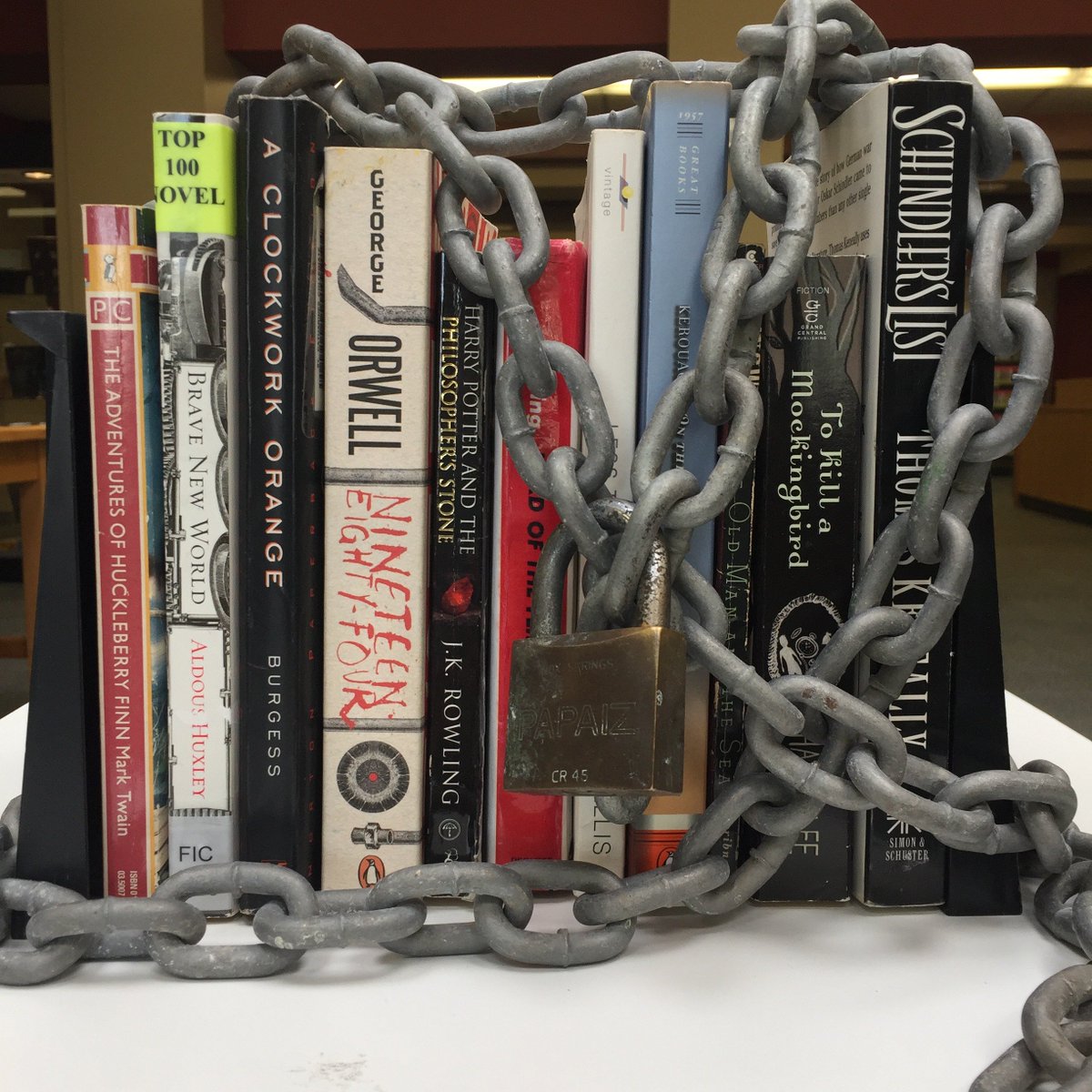 PortColborneLib's tweet image. It&apos;s #FreedomToReadWeek and we are celebrating with a contest to make our library patrons more aware about censorship and banned books. Ballots available at the library. #FtRWeek matters! #Libraries defend your #FreedomToRead!