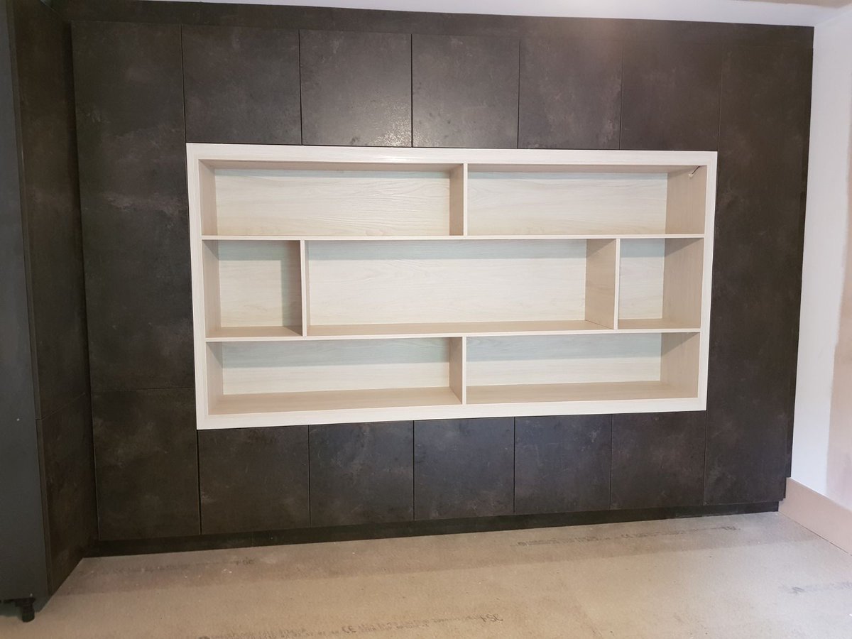 KingsDesign_'s tweet photo. What are your thoughts on our "outside the box" designing? Here is another amazing living space, where practicality doesn't mean sacrificing beauty!
- The KD Team
#kingsdesign #designers #bespoke #thekingsway #interiors #innovation #fresh @XyloCleaf https://t.co/WBhRP4Y3Kj