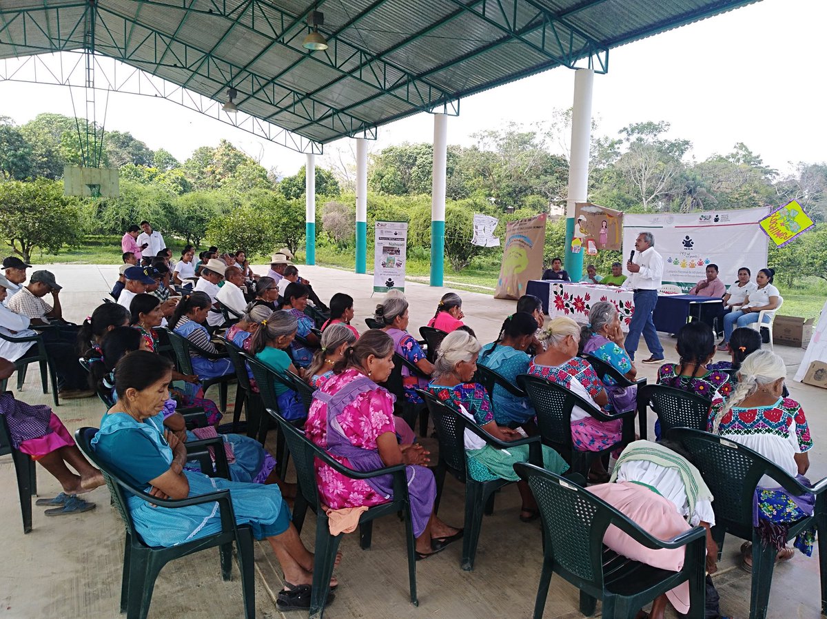 IEEASLP_tamazun's tweet photo. Aventó realizado el pasado 24 de febrero con motivo del aniversario de la lengua Materna en la Localidad de Tianguispicula #INEA #PAEPI @ieeaslp @INEAmx @rmzzona07 https://t.co/qc3a9TXWbT