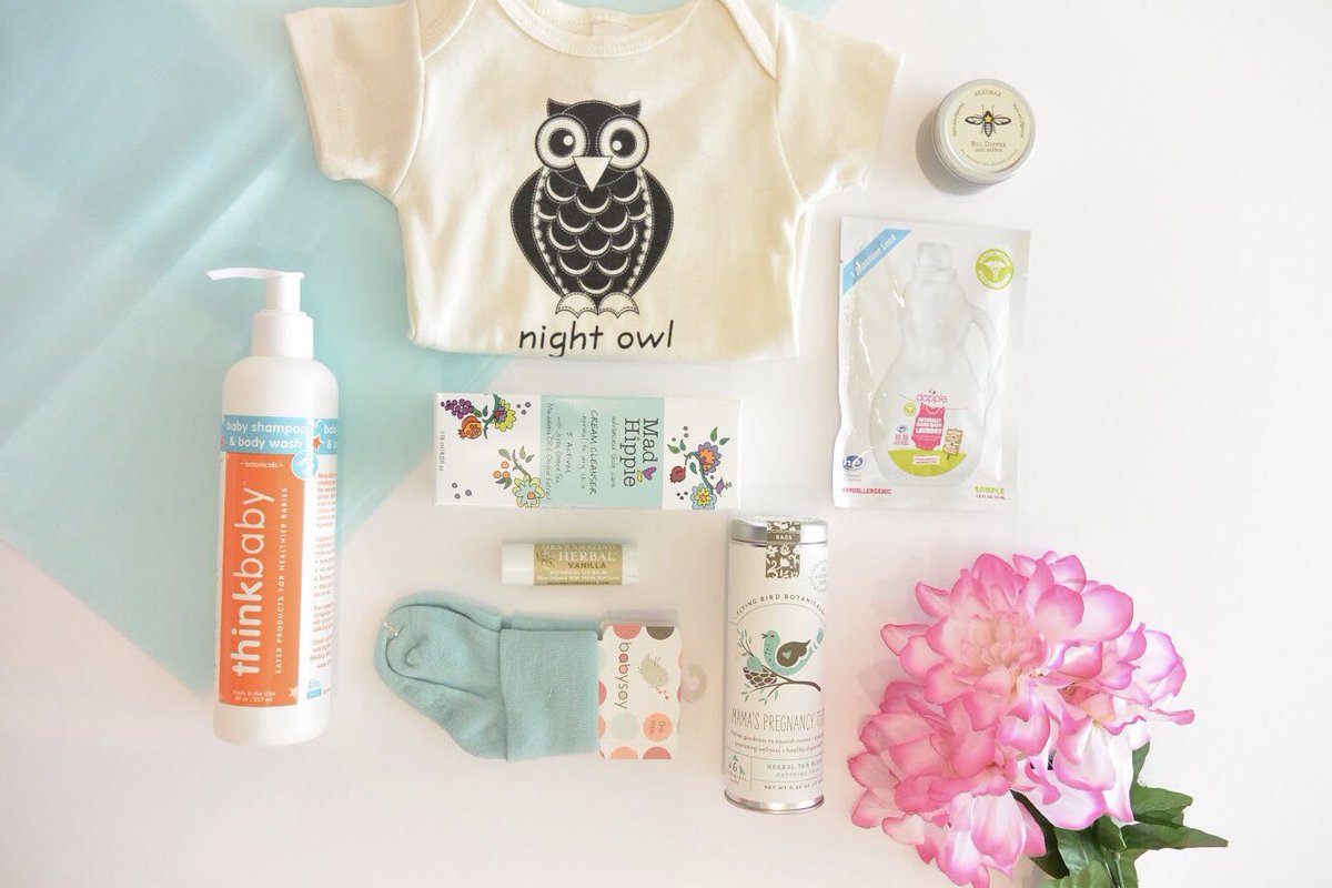 21Bundles's tweet photo. Peak at the types of goodies you will find in your #healthiestbaby 📦. Sign up at: https://t.co/ilDnACkE7K https://t.co/fclm5Bn2PG