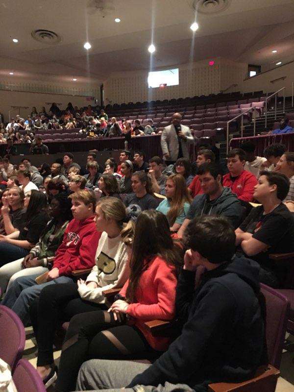 FirebirdTweets's tweet photo. A huge shoutout to @jackiecruse for putting together a great #IAMLakota event for our sophomores today!!
#westpride #WEareLakota https://t.co/ugRDrMrGr2