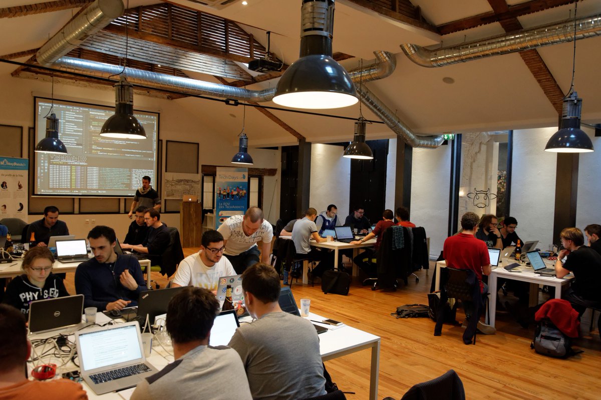 MonkeyPatch_io's tweet image. [#article] Retour sur le #MKTD sur la Programmation Reactive.
Merci encore à @sdeleuze qui a accepté de jouer le jeu en venant coacher la journée.
➡️ monkeypatch.io/2018/02/05/MKT…
(2 minutes read) #ReactiveX #ProjectReactor #mktd3