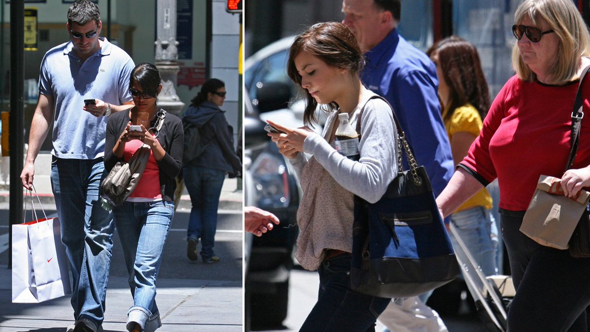 City bans using cellphones while crossing the street bit.ly/2F9aGJe?utm_so… https://t.co/e07mMkLG3d