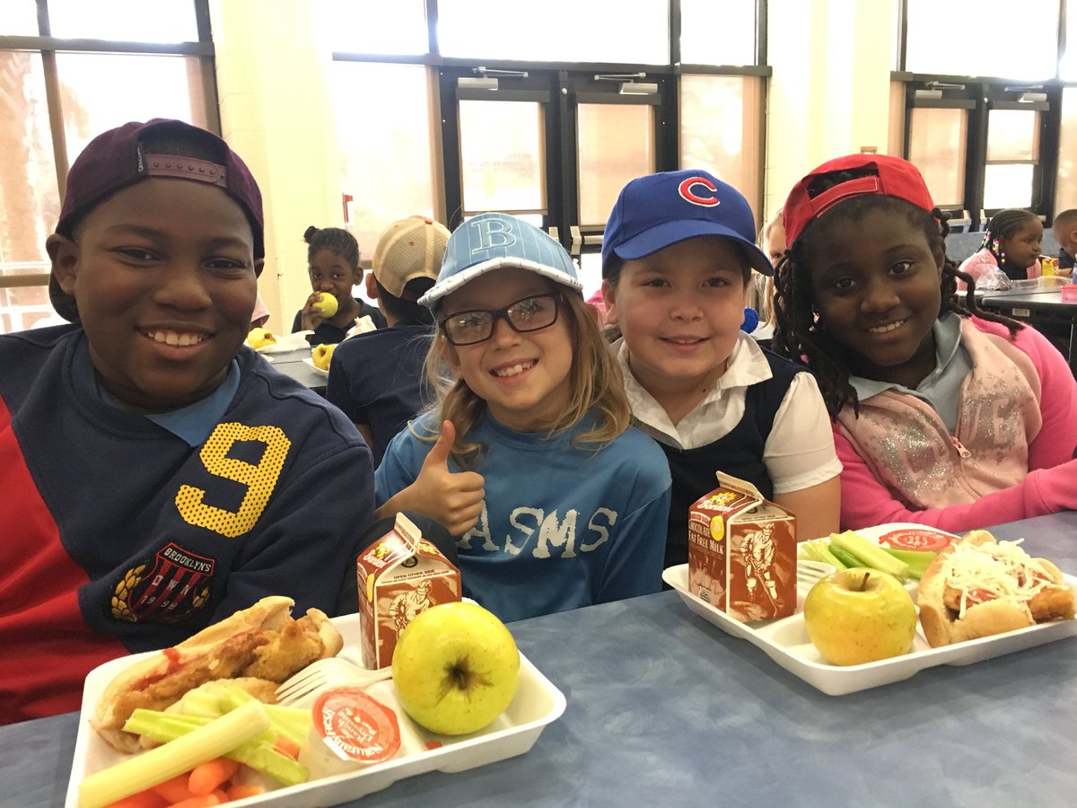 SASMSCharleston's tweet photo. Cat in the Hat Day and a yummy lunch @CCSDConnects https://t.co/lLvB37ysGi