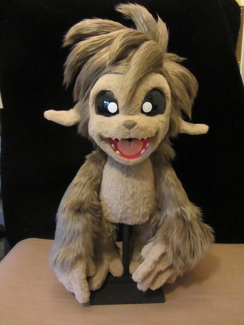 jmebressler's tweet photo. While I was away, @JayPFosgitt revealed the puppet commission I built for him! This is Bodie Troll from Jay’s comic of the same name from Boom! Comics. You can preorder the GN now! #puppetcommission #BodieTroll #boomcomics https://t.co/q1tug0vBeZ