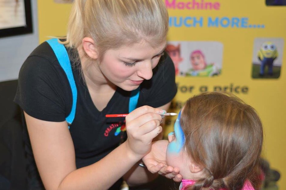 AddtoEvent's tweet image. We're welcoming @creative_partys to the AddToEvent.co.uk platform today! They supply bouncy castles, slush machines, face painting and more! 🌟🎈#eventsuppliers #bouncycastle