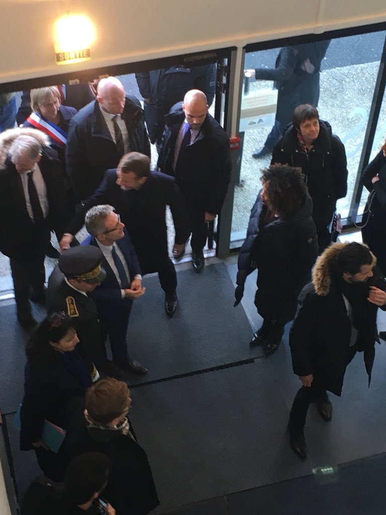 Avec Carine Juste, Maire de <a href="/Villetaneuse/">Ville de Villetaneuse</a>, à l’honneur ce soir lors de la visite présidentielle d’<a href="/EmmanuelMacron/">Emmanuel Macron</a> au gymnase Jesse Owens pour rencontrer les jeunes adhérents du club de basket. Les Jeux sont pour l’ensemble du territoire de <a href="/PlaineCommune/">Plaine Commune</a>