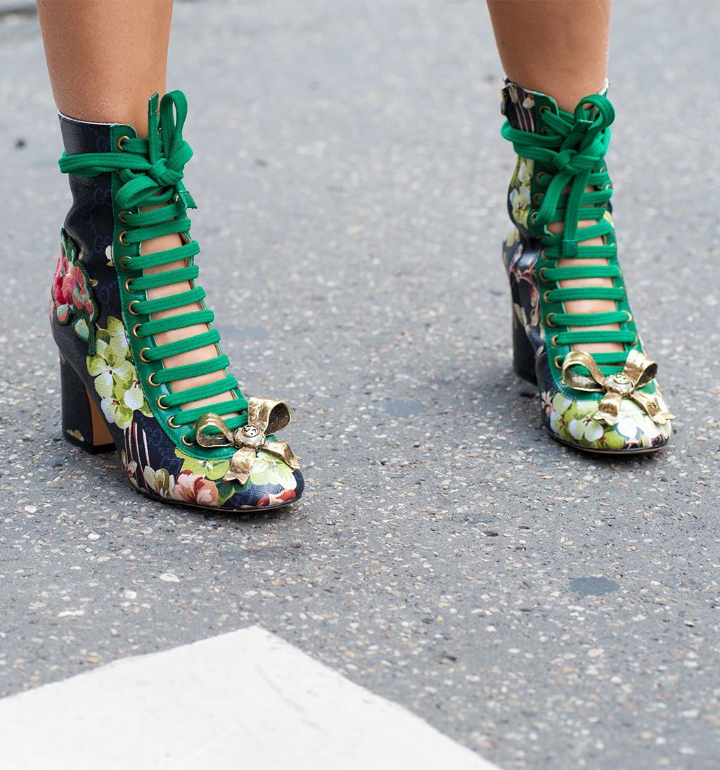shopmodalist's tweet photo. New Blog! Lace up Your Favorite Shoes. Read the whole blog for this season's hottest trends > https://t.co/OuwJV33Vj0 #shopmodalist https://t.co/dFN1Fj1dAH