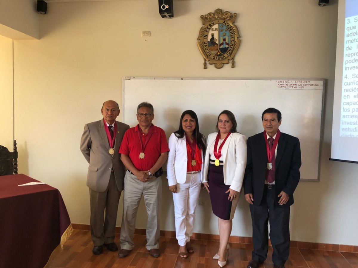 TecnologicoJBA's tweet photo. #ITSJBA felicita a nuestra  sra. rectora Ec. Ida Campi Mayorga, MBA, por obtener el grado académico de Doctora en Educación PHD, en la Unidad de Postgrado Universidad Nacional Mayor de San Marcos de la ciudad de Lima - Perú.FELICITACIONES #YoSoyITSJBA @ida_campi @EduSuperiorEc https://t.co/Trb1TyxY0G