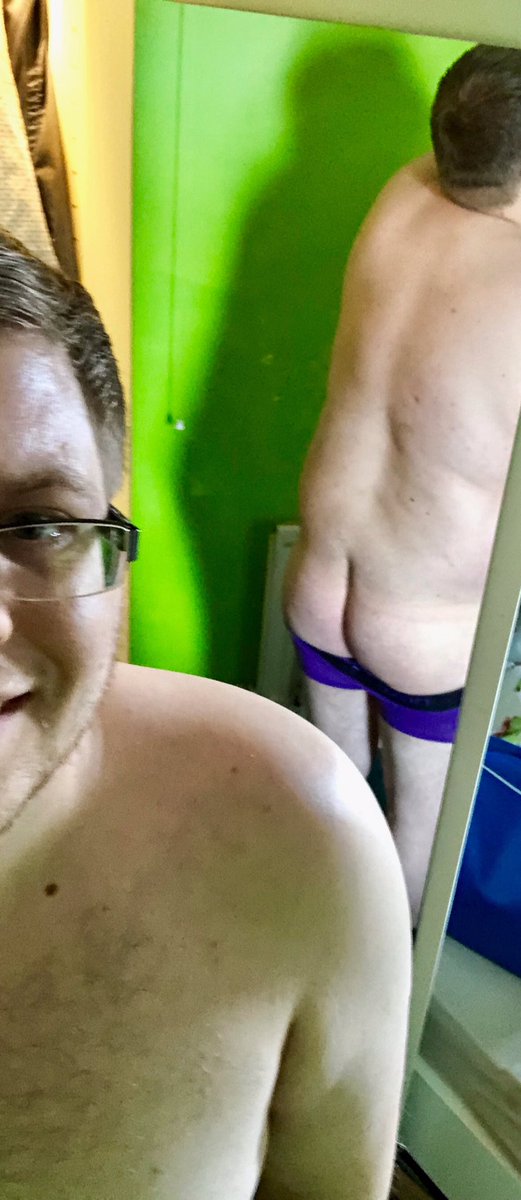 SocksSub's tweet photo. Just posing #gaychub #gayfeet #gayfoot #gaytoes #guyfeet #gaybulge #gaysoles #gayfetish #gaybarefoot #gayfootfetish #gayfeetfetish #sockssub #gaymalefeet #submissive #gaysub #teambottom #teamuncut #gaysubmissive https://t.co/v61S4y06iG