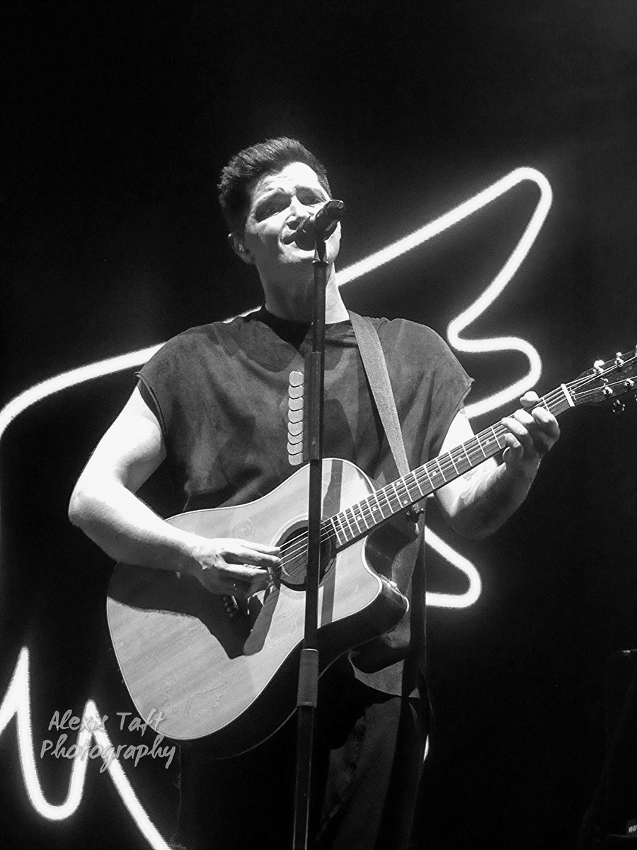 AlexisTaftPhoto's tweet photo. Photos i took of @TheScript @TheScript_Danny on 24/2/18 in London on there tour
#thescript #thescriptfreedomchildtour #freedomchild #london #O2 #livemusic #musicphotography #gigview (@ShootTheSound ) https://t.co/y6a3OWyQCf