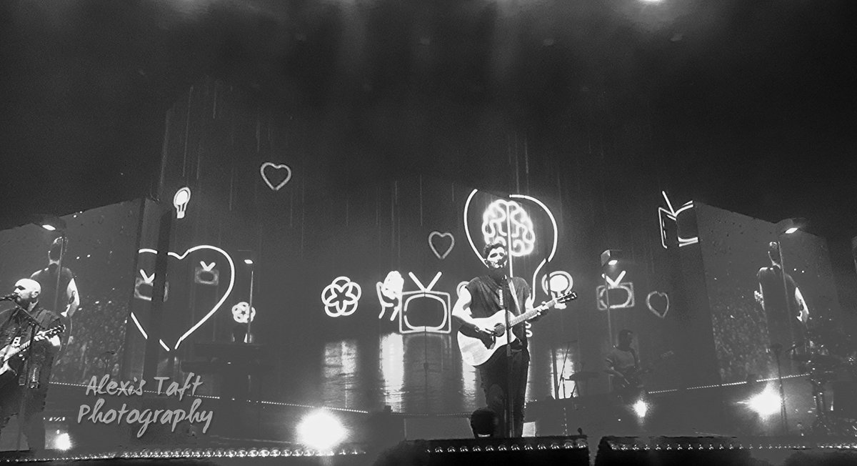 AlexisTaftPhoto's tweet photo. Photos i took of @TheScript @TheScript_Danny on 24/2/18 in London on there tour
#thescript #thescriptfreedomchildtour #freedomchild #london #O2 #livemusic #musicphotography #gigview (@ShootTheSound ) https://t.co/y6a3OWyQCf