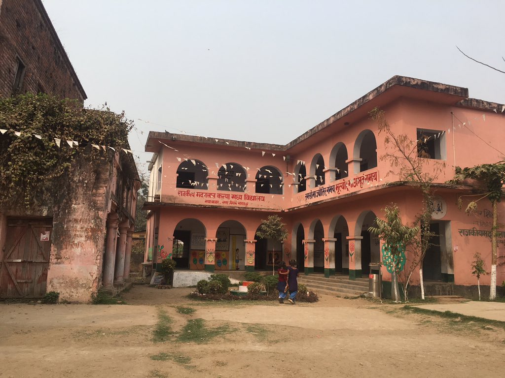 ngojanjeevan's tweet photo. Here we get to choose what nailpaint to apply for that house party &amp; on the other side are girls who struggle to even come to school on period days. Glimpses from awareness workshop in a govt school with Rotary Pink.  #StandByHer #BreakMentalBarriers #PadMan #MenstrualHygiene https://t.co/8D2uL8PEpR