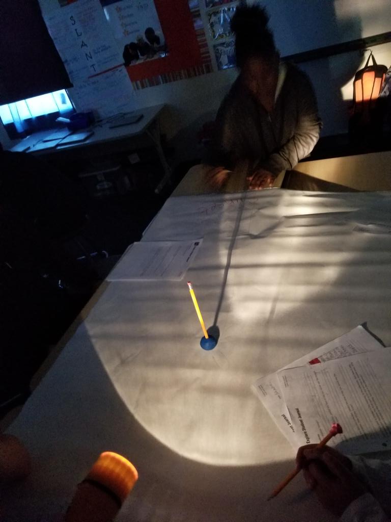 CHEAVID's tweet image. Science rocks #science is AVID #collaboration #writing about science @CollegeHillsTC  @CSISD_AVID