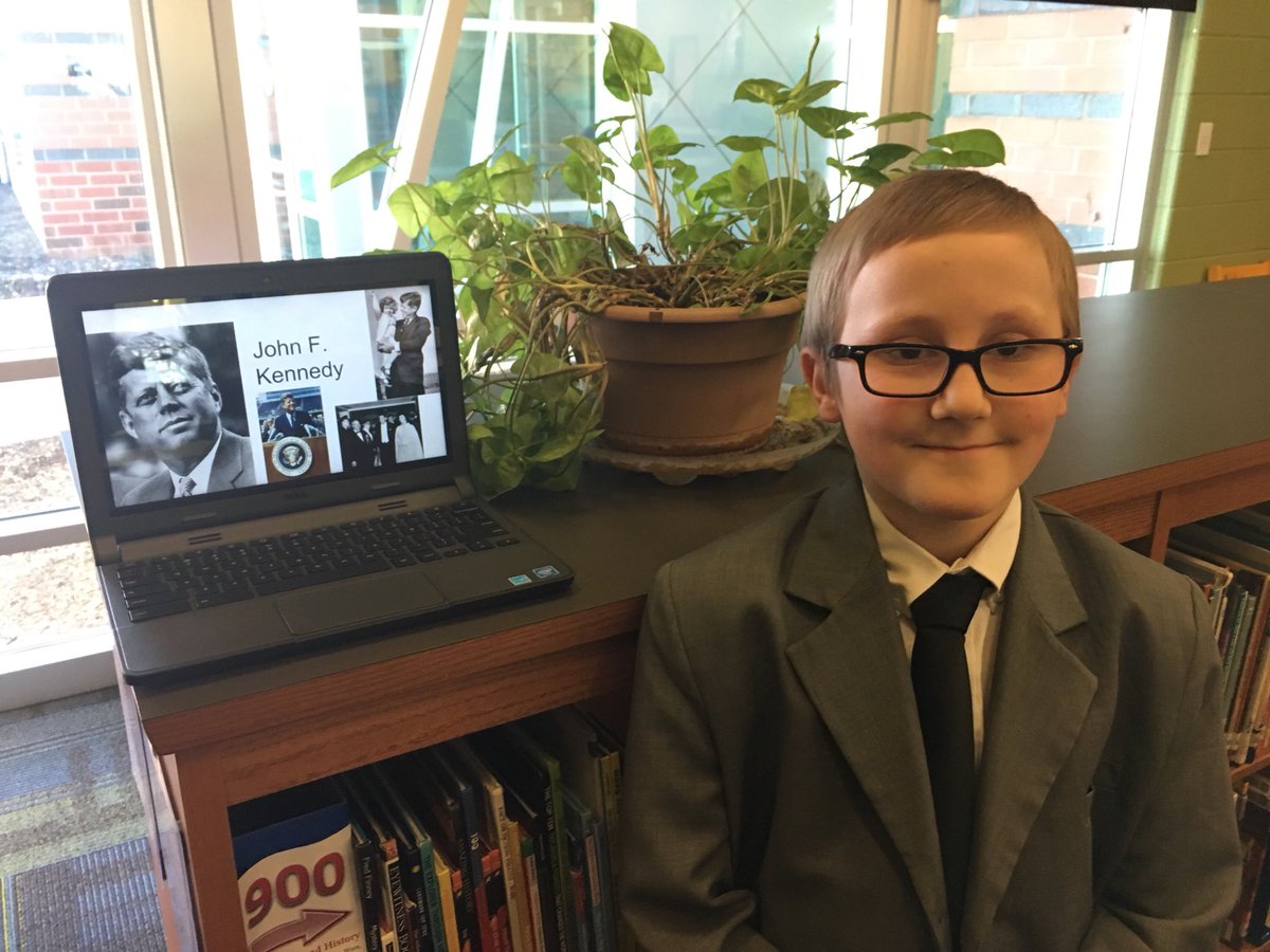 PFESPumas's tweet photo. Meeting lots of famous people at Ms. Cordray’s class wax museum! https://t.co/vy85NnHC5y
