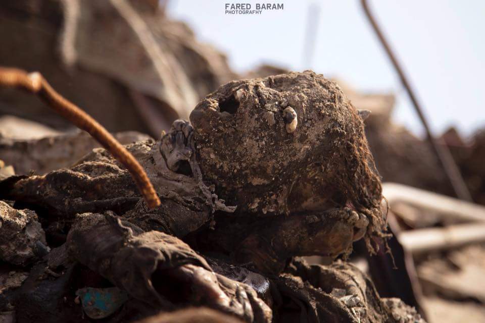 GilgameshNabeel's tweet photo. Graphic photo from Mosul's Al Maydan District. Our friend #FaridBaram was taking photos when he saw the body of 3 year old girl dead while embracing her younger brother. Bodies are still piled in Old #Mosul and need to be buried. Heartbreaking
#MosulCatastrophe #StandWithMosul https://t.co/JP0dWIbJJ8