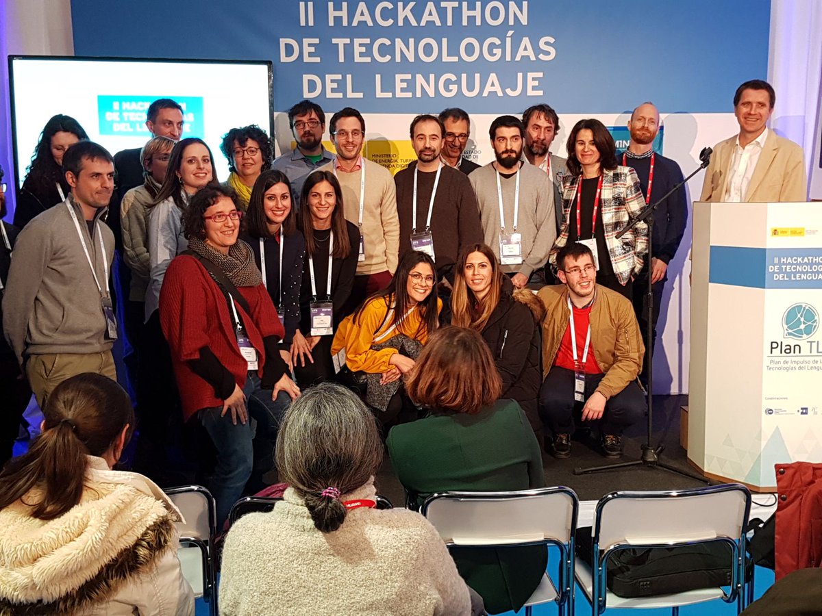 Hoy el #HackathonTL18 ha vivido una jornada de lo más competitivo. Gracias a todos los participantes y enhorabuena por sus proyectos vinculados a la 'Biomedicina' #4YFN18 #PLN #LangTech #Salud #Sanidad