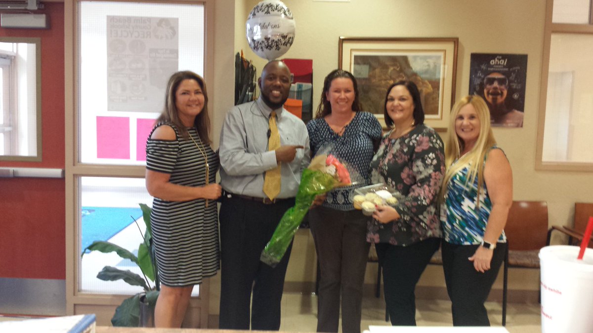 DOMEILIA's tweet photo. Congratulations Andrea Kennedy a finalists for Beginning Yeacher of the Year @Kennedysscience @DOMEILIA @SDPBCJenKuras @SDPBCProfDev @jennsandersusa @SMartinez1276 @CongressMS https://t.co/FQpZHyAMNq