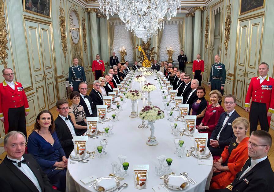 It was an honor and a privilege to be featured as the main course at the Danish Royal Family Dinner. Following the consumption of the Giraffe Nuts, it was discovered that the chandelier can certainly hold some weight! #cbd #hemp #infused #caramels #danish #royalty #chandelier