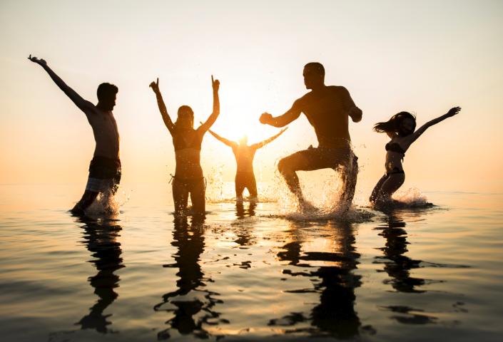 Vuepeer's tweet image. Kenyan Millennials Travel Trends
snip.ly/ln5ue
Millennials are driving huge business in Kenya, accounting for a large percentage of domestic travel in the recent past.