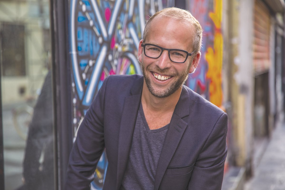 BrainsonicParis's tweet photo. 📣« L’#hyperpersonnalisation et l’#hypercontextualisation sont au coeur des enjeux dans les dispositifs #marketing » la nouvelle tribune de @guimikowski au sujet de la #VidéoIntelligente sur @journaldunet est ici : https://t.co/1Ro5CWevca #videomarketing #bigdata #IA #DataContent https://t.co/ICfXcOUJoG