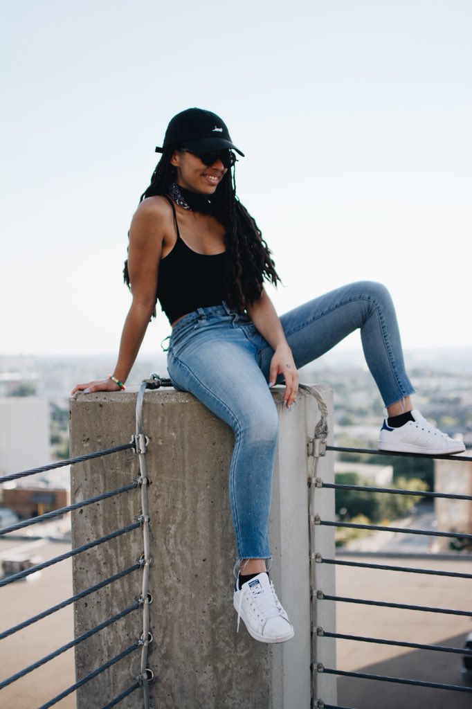 themix2018's tweet photo. 🔹Meet the Team🔹

The first member is Lexi! Lexi’s a film major from San Antonio. She loves EDM &amp; aspires to shuffle on top of the Eiffel Tower.

Lexi believes she can make it bc she’s, “ready to tackle any situation - I just go with the flow &amp; see where my adventures take me!!” https://t.co/CBvQCTa1Ut