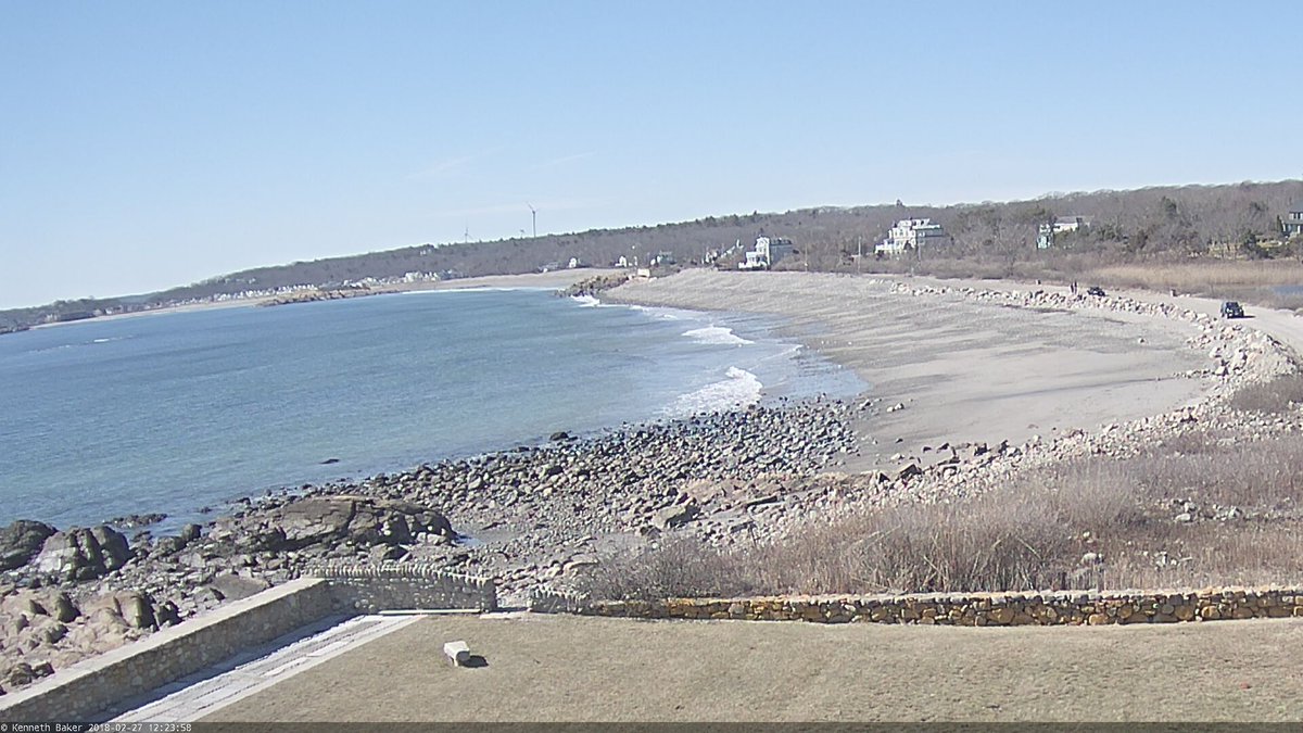 CapeAnnWeather's tweet photo. We got 50Β° and an overdose of Vitamin D....
#RockportMA #GloucesterMA #SurfsUp #CoCDay
#BeachDay #CodeBlue https://t.co/pBT29eWOt9