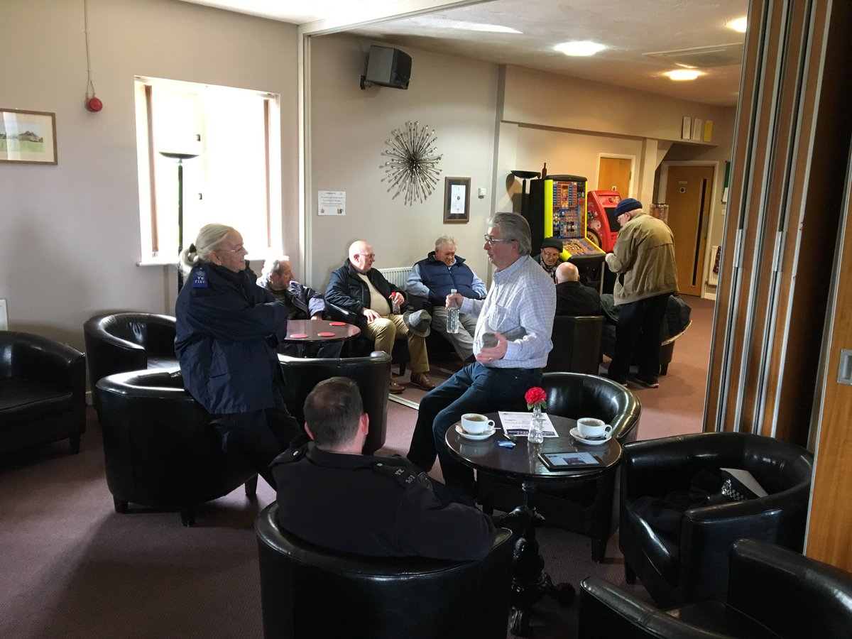 MPSEnfieldTown's tweet photo. On the 26/2/18 #TownWard SNT Officers were at the #HoltwhitesSportsSocialClub for our community contact session… where we love to chat! It’s good to meet YOU, so come along to one of the next sessions and meet us... #KeepingEnfieldSafe . https://t.co/VqXJOKg6Jw