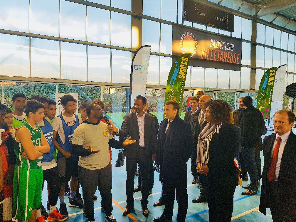 FlesselLaura's tweet photo. #Paris2024 est une formidable opportunité pour développer la pratique sportive comme vecteur de cohésion et d'insertion sociale sur tous les territoires. L'action Centre génération Basket de Villetaneuse en est une magnifique illustration https://t.co/kSd7T9AaiI