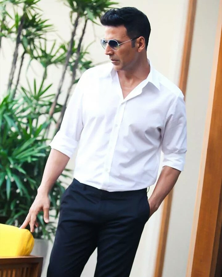 AngelAnjali1603's tweet photo. #loving_Actor #Akshay_kumar 
#great_personality #my_fav 👌👌👀👀🌹🌹😎😎 https://t.co/IPEmiYY0qR