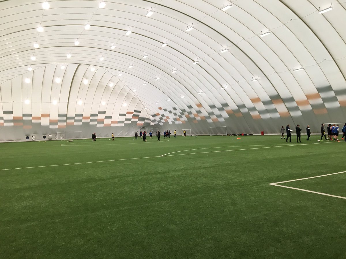 19Hackling90's tweet photo. Great first mentoring session with @CAVC_Football Really impressive set up and some great talent on show @FAWCoachEd #CCert 🏴󠁧󠁢󠁷󠁬󠁳󠁿⚽️ https://t.co/9QeA2bHqOJ