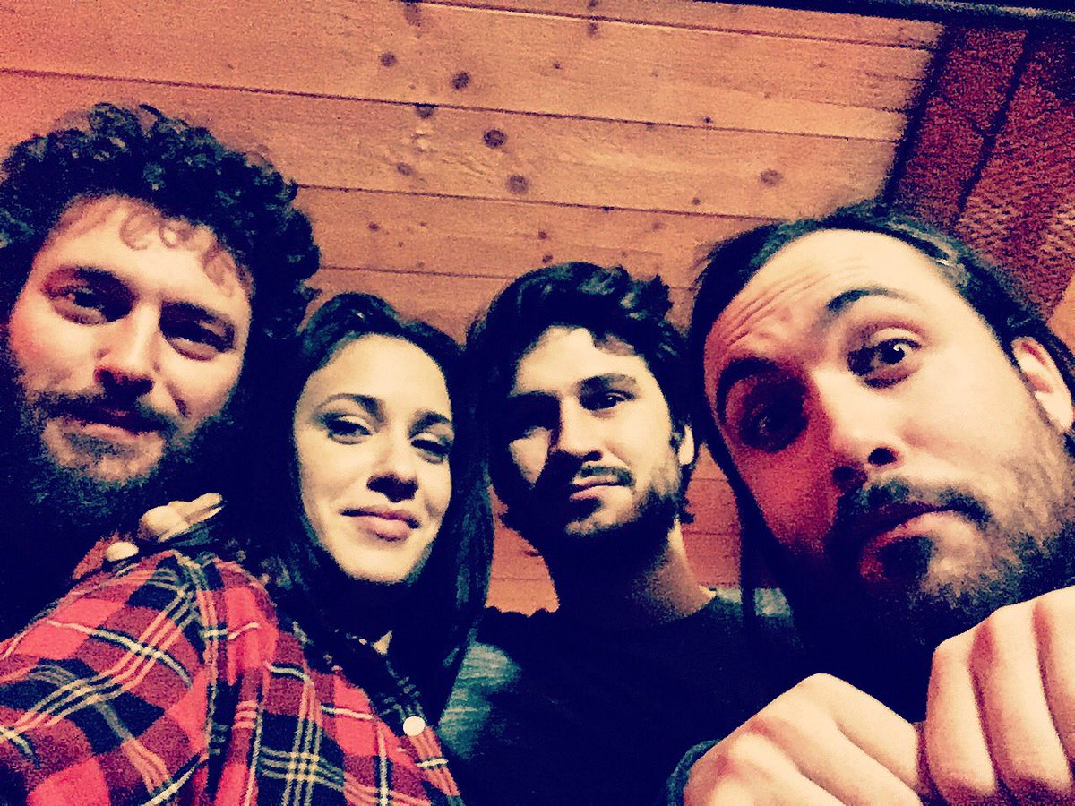 Help! Streamez notre titre 'Not Alone' et grâce à vous et <a href="/Spinnup_FR/">Spinnup France</a> nous jouerons peut-être au <a href="/PrintempsDB/">Le Printemps de Bourges Crédit Mutuel</a> ! 🤘Les gagnants seront choisis parmi ceux dont le titre en concours aura enregistré le plus de streamings! Hop: hyperurl.co/NotALoneStream
MERCI, ON COMPTE SUR VOUS! 🙏🤘