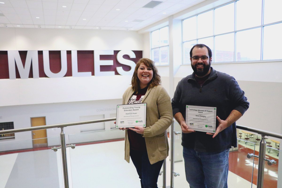 pbschools's tweet photo. Congratulations to @kupertech and @awbadgley for the recent @METCedplus awards: https://t.co/Y65d8wf9Lf #pblearns https://t.co/NkDHWMTsFb