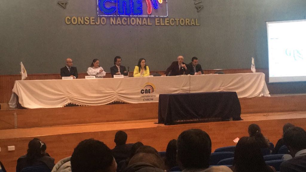 #Concejales de #Tulcán  exponen gestión en  <a href="/tulcanmunicipio/">Tierras Norteñas</a> para beneficio ciudadano en #AudienciaPública "Causas, Efectos y Soluciones al problema de desabastecimiento de agua potable en la ciudad de Tulcán.  CPCCS #Carchi  y #CoordinadoraPolíticadeMujeresCarchi.