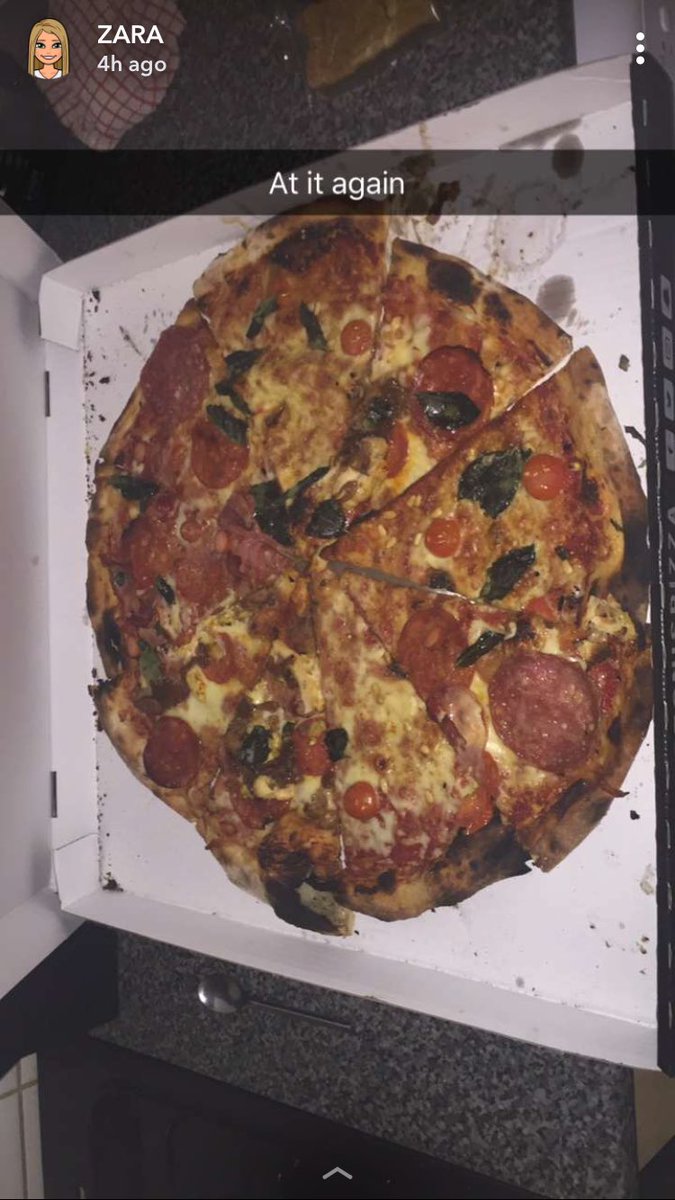 zaralouize's tweet photo. @FatTonisPizza.. came through again! Thaaaanks was Taaaasty 😋@Uzz82 https://t.co/YwqcSgIS9a