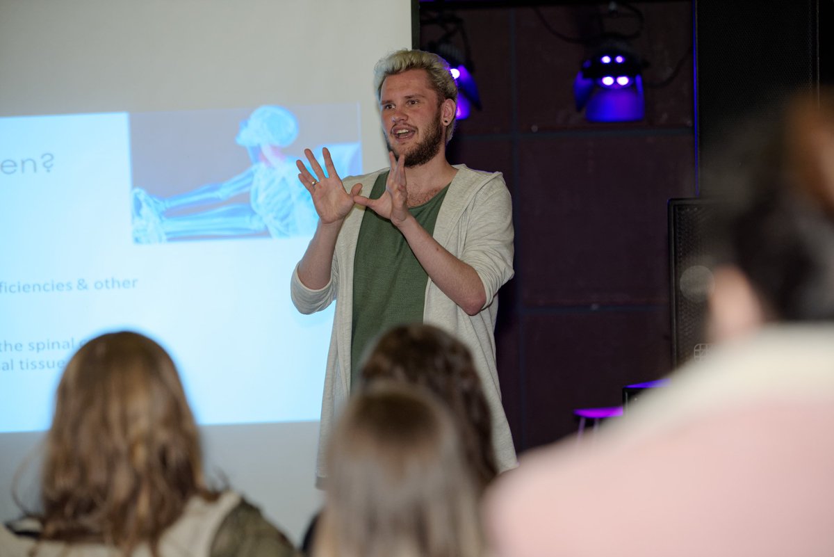 AuScienceMag's tweet photo. A catch up on the amazing Au Talks held last week, here are a couple of pictures from the event! https://t.co/U7SYnd6xyo