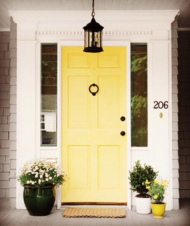 PropertyVa's tweet image. Spring is coming!  A fresh coat of paint and flowers cheer up the curb appeal.
