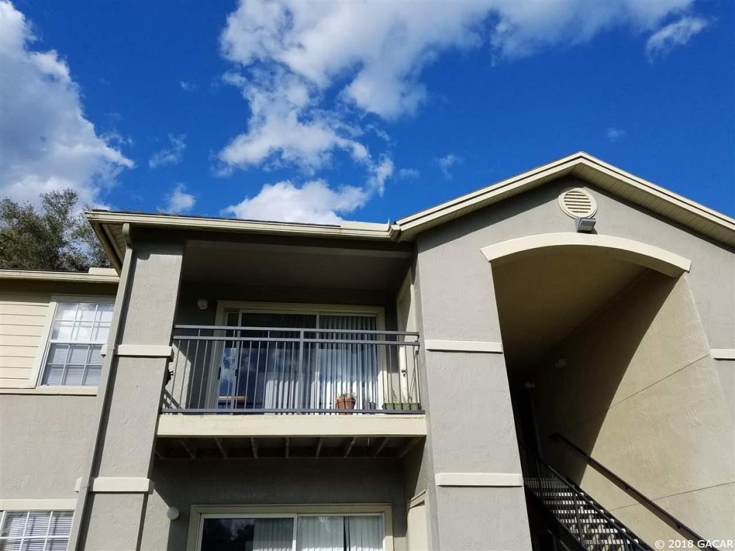 devinschmidtRE's tweet image. I have a new #listing in #Gainesville #FL  tour.bosshardtrealty.com/home/JR56DF