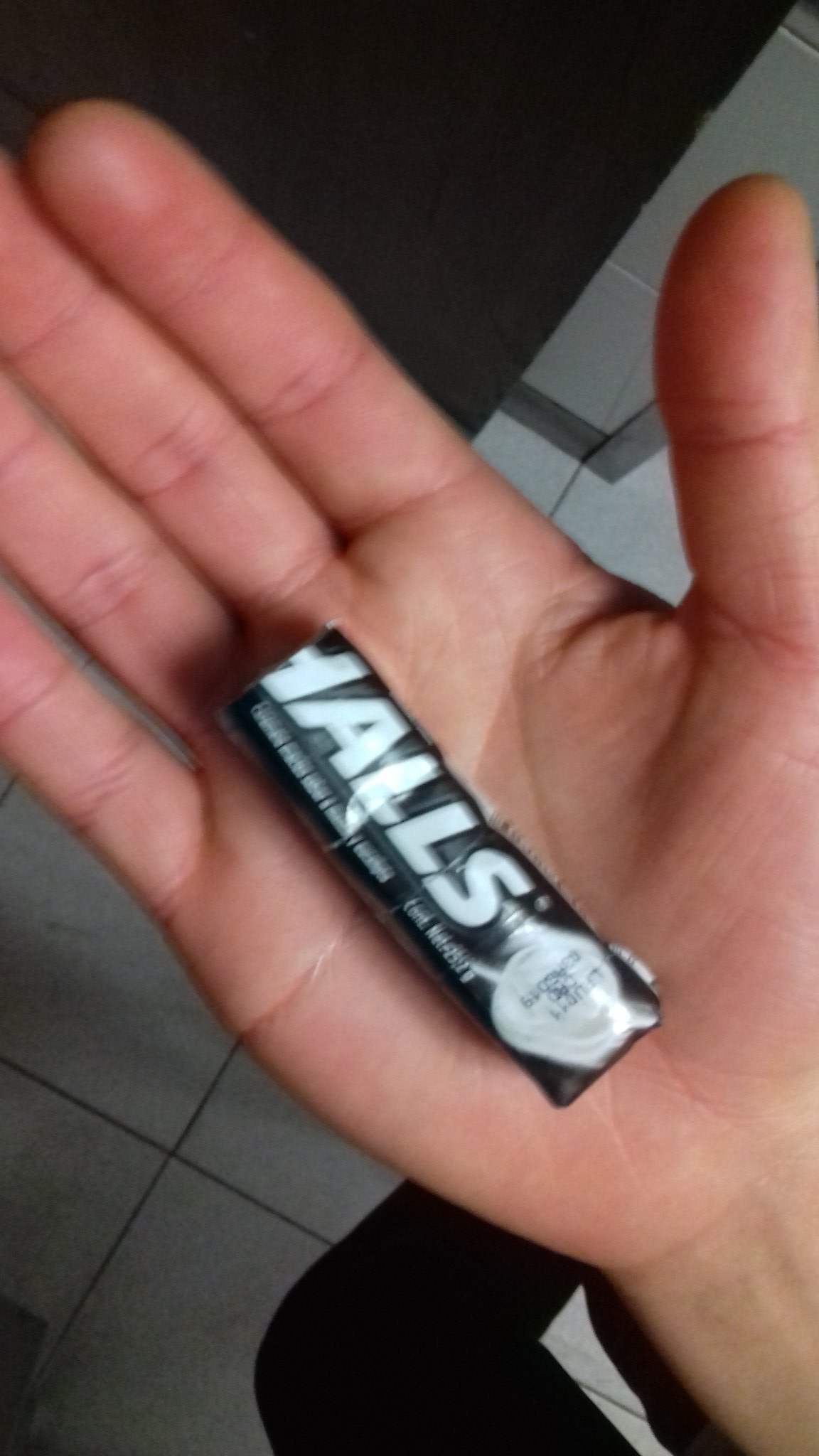 Sergio Paulin on X: Traigo halls negras!!! t.comWYaP8RoCE  X