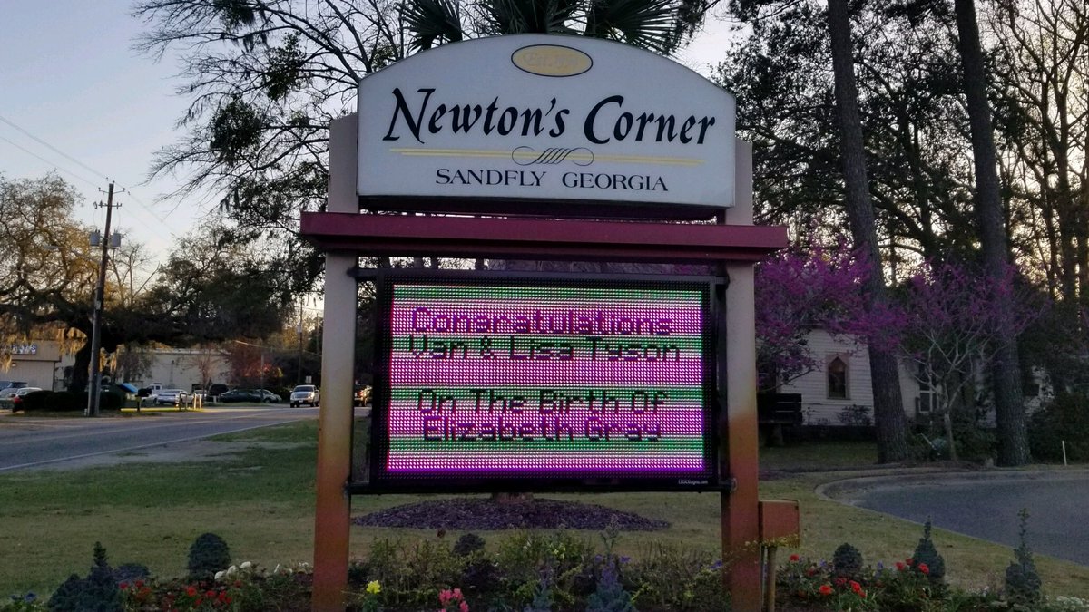 engray's tweet photo. Wow, these folks gave their kid a great name! https://t.co/0IivRoix3y