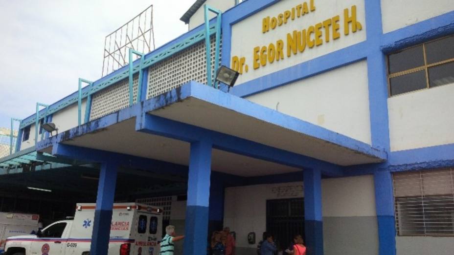 Mujer apuñaló a su marido para evitar que fuera a marcha de Maduro bit.ly/2CM34Hr