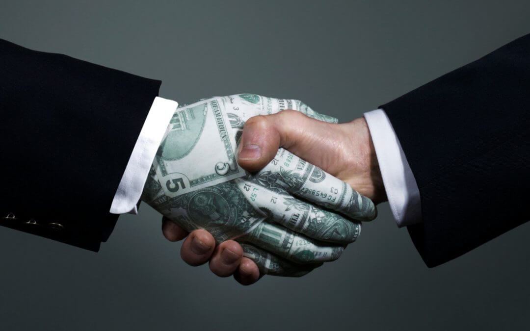 Quora's tweet photo. How will venture capital change in the next decade? Answer by @auren, CEO @SafeGraph https://t.co/ozHGufUh9G https://t.co/46OcMhQ1yt